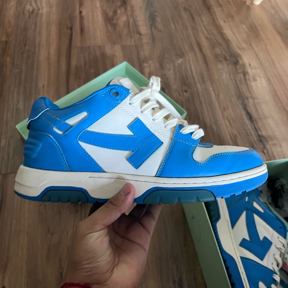 Off white out of office shoe
